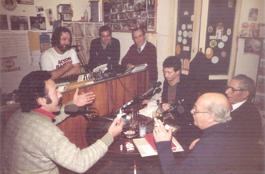 Sn – World Radio Day: In questo giorno ripercorriamo la storia delle radio sulla nostra isola.