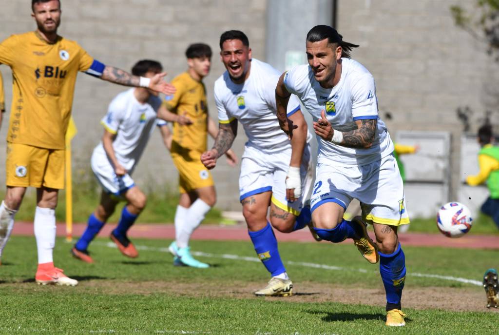 L’Ischia si impone al “Mazzella”: vittoria da grande squadra contro la&nbsp;Romana