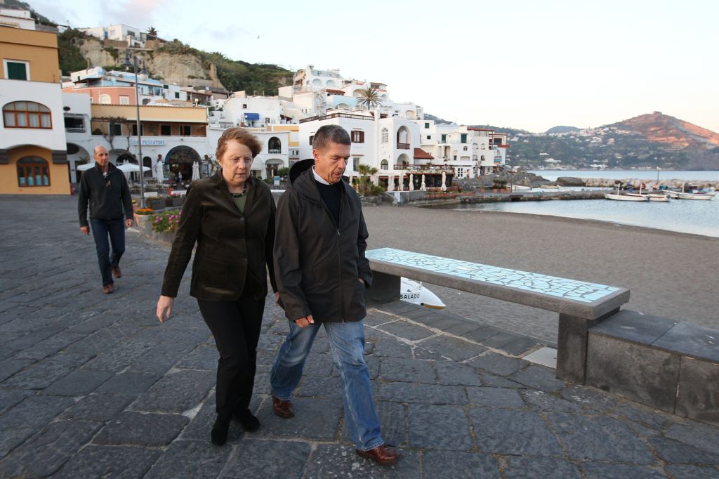 Angela Merkel verzichtet auf Ihren Urlaub auf&nbsp;Ischia