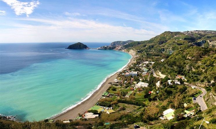 Domani iniziano i lavori di rifacimento della condotta sottomarina dell’impianto fognario di Sant’Angelo.