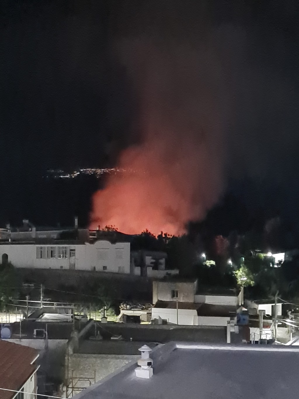 Scoppia Vasto incendio a&nbsp;Serrara