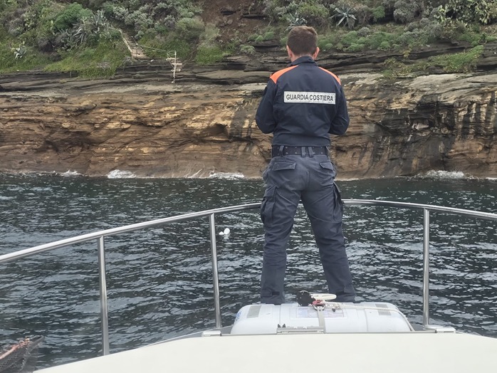 Guardia Costiera: reti e nasse sequestrate nell’Area Marina Protetta “Regno di Nettuno”
