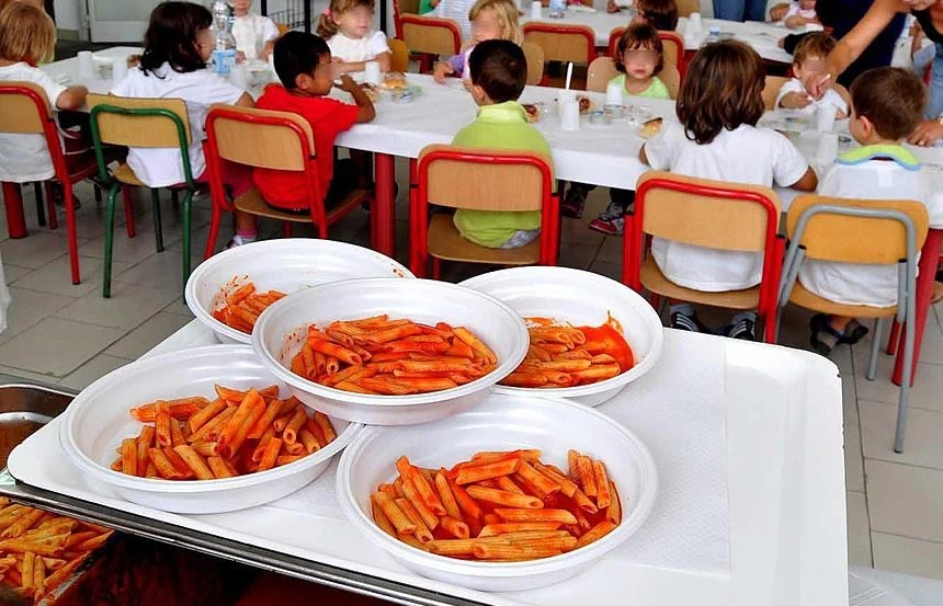 Serrara Fontana: nuove tariffe per il servizio mensa scolastica dal 1° febbraio&nbsp;2025