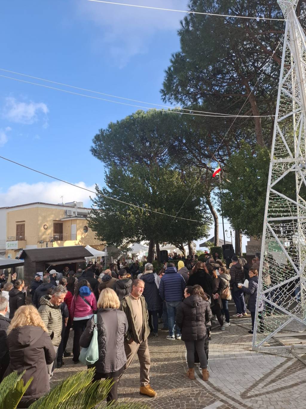 Un Brunch Indimenticabile a Marecopp: Gusto, Musica e&nbsp;Solidarietà