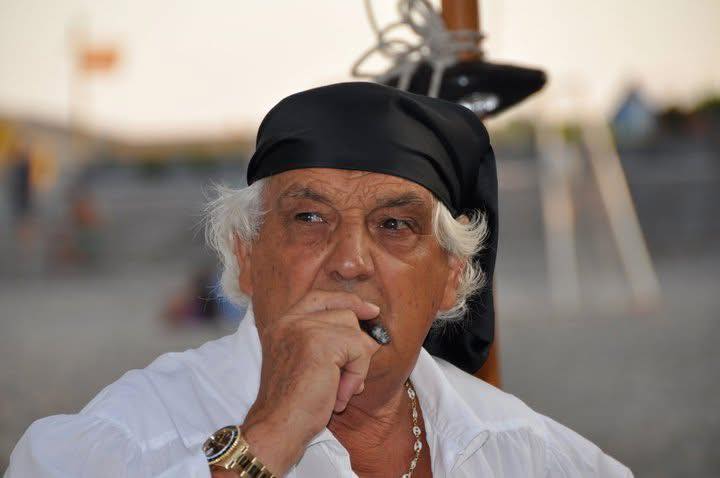 Buon compleanno al “Pirata” di Sant’Angelo: tanti auguri a Carlo Iacono Poerio, anima de “La&nbsp;Tavernetta”