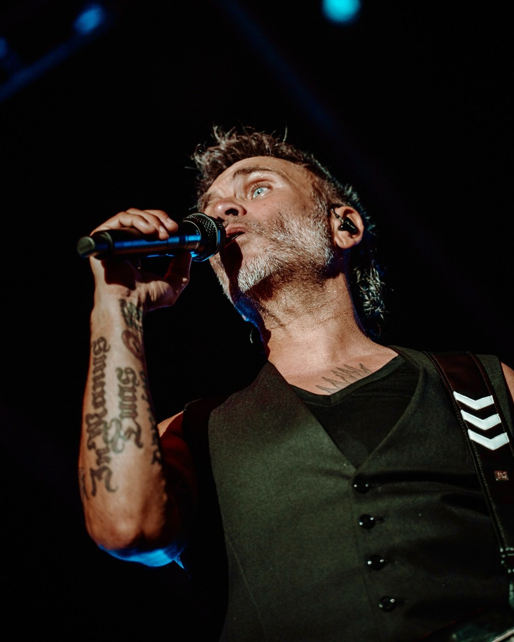 “Laura non c’è”, ma Nek sì: il Casamicciola Summer Festival 2025 si accende con un live&nbsp;indimenticabile