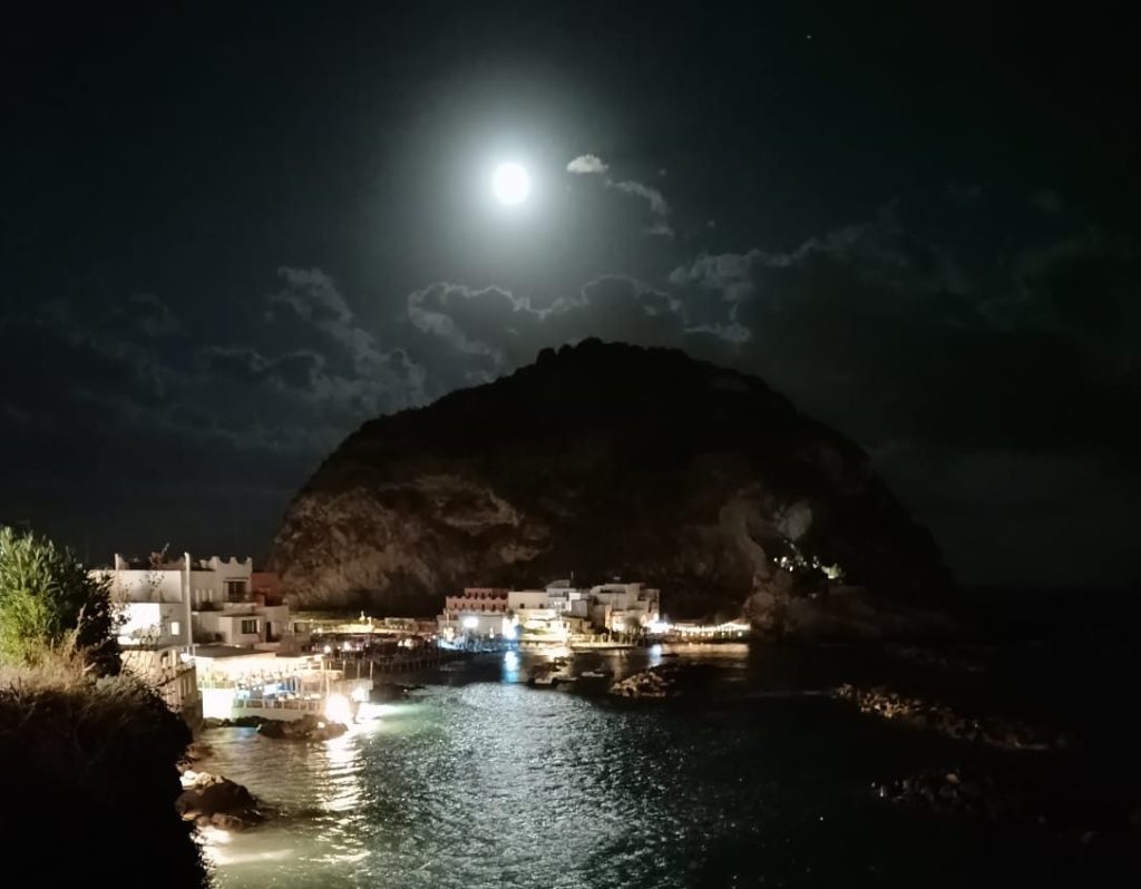 La luna incanta&nbsp;Sant’Angelo