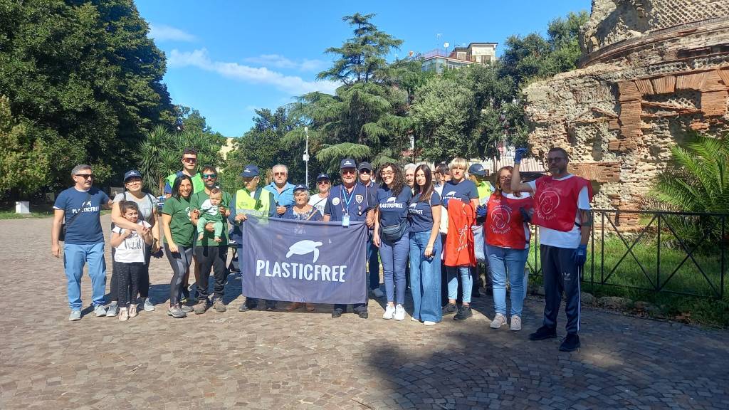 PlasticFree: Jessica Iaccarino ringrazia il responsabile tecnico del Comune di Marano e tutti i partecipanti all’iniziativa&nbsp;ambientale