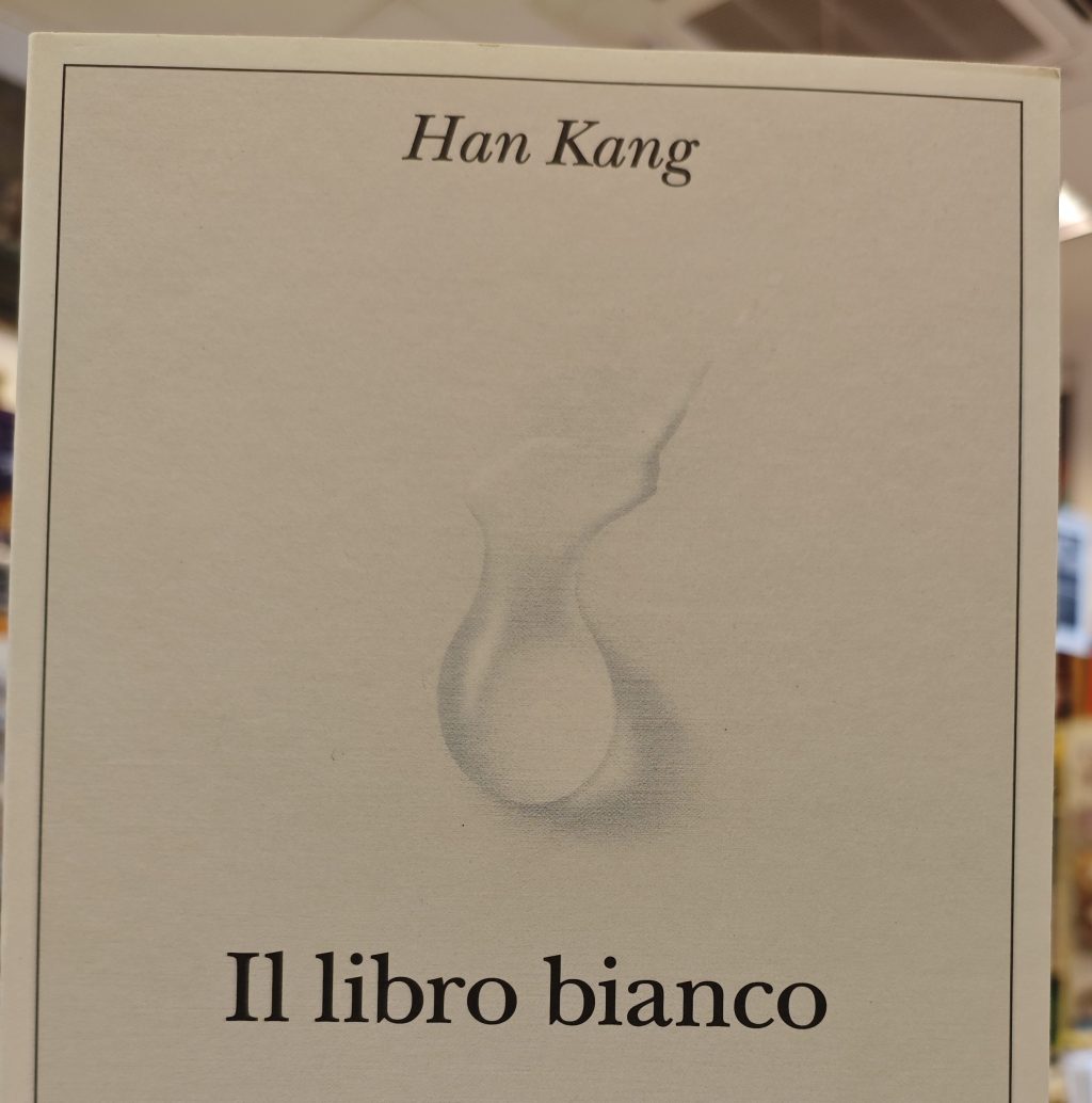 Per la rubrica “Libri in pillole” questa settimana vi presentiamo: Han Kang – Il libro&nbsp;bianco