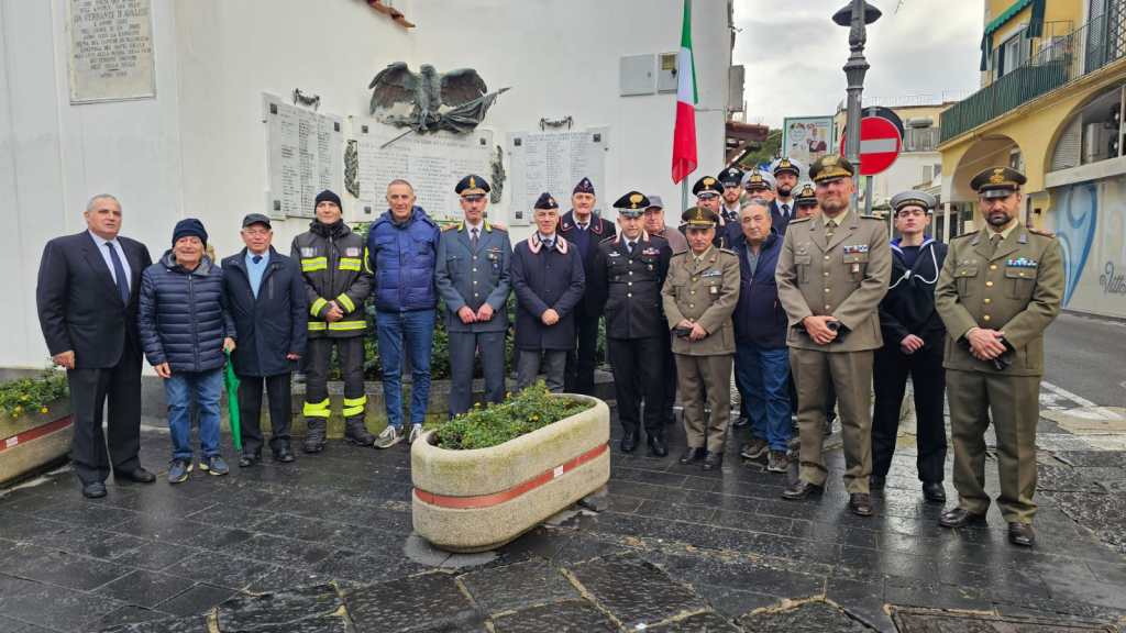 Ischia ricorda il Milite Ignoto: Memoria, gratitudine e&nbsp;solidarietà