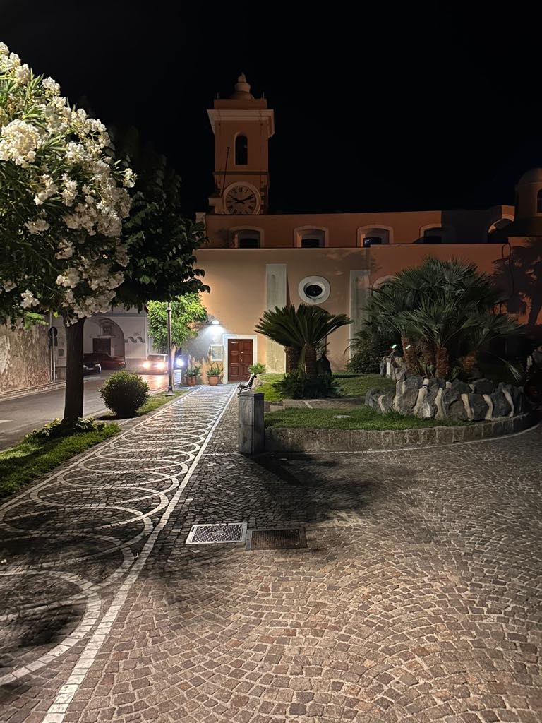 Barano, i Carabinieri arrestano spacciatore in Piazza San&nbsp;Rocco