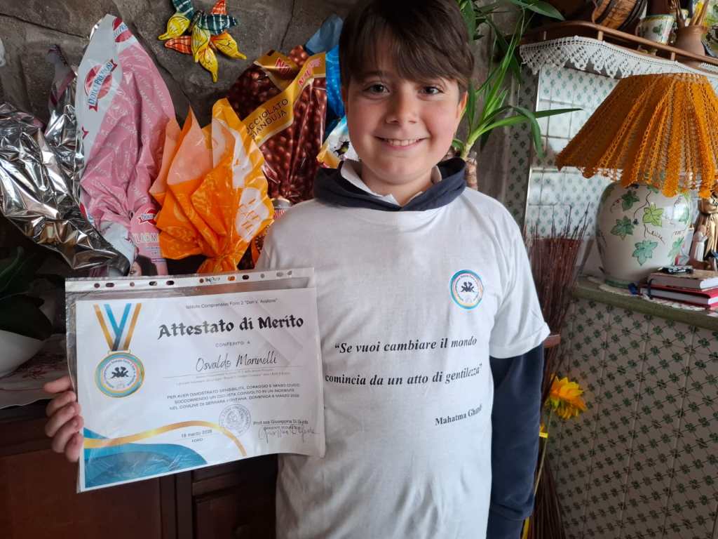 Serrara Fontana, il piccolo Osvaldo Marinelli eroe per un giorno: salva un ciclista e commuove la&nbsp;comunità