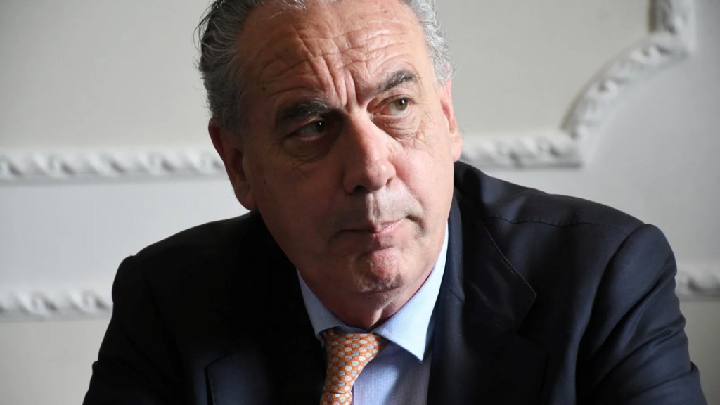 Ischia saluta Legnini