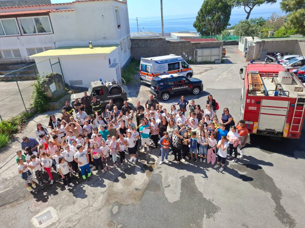 Grande successo a Panza per la “Giornata del Soccorritore”: quando l’altruismo nasce sui banchi di scuola