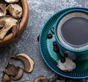 Caffè ai funghi: la nuova tendenza che conquista i curiosi, ma il caffè tradizionale resta&nbsp;insostituibile
