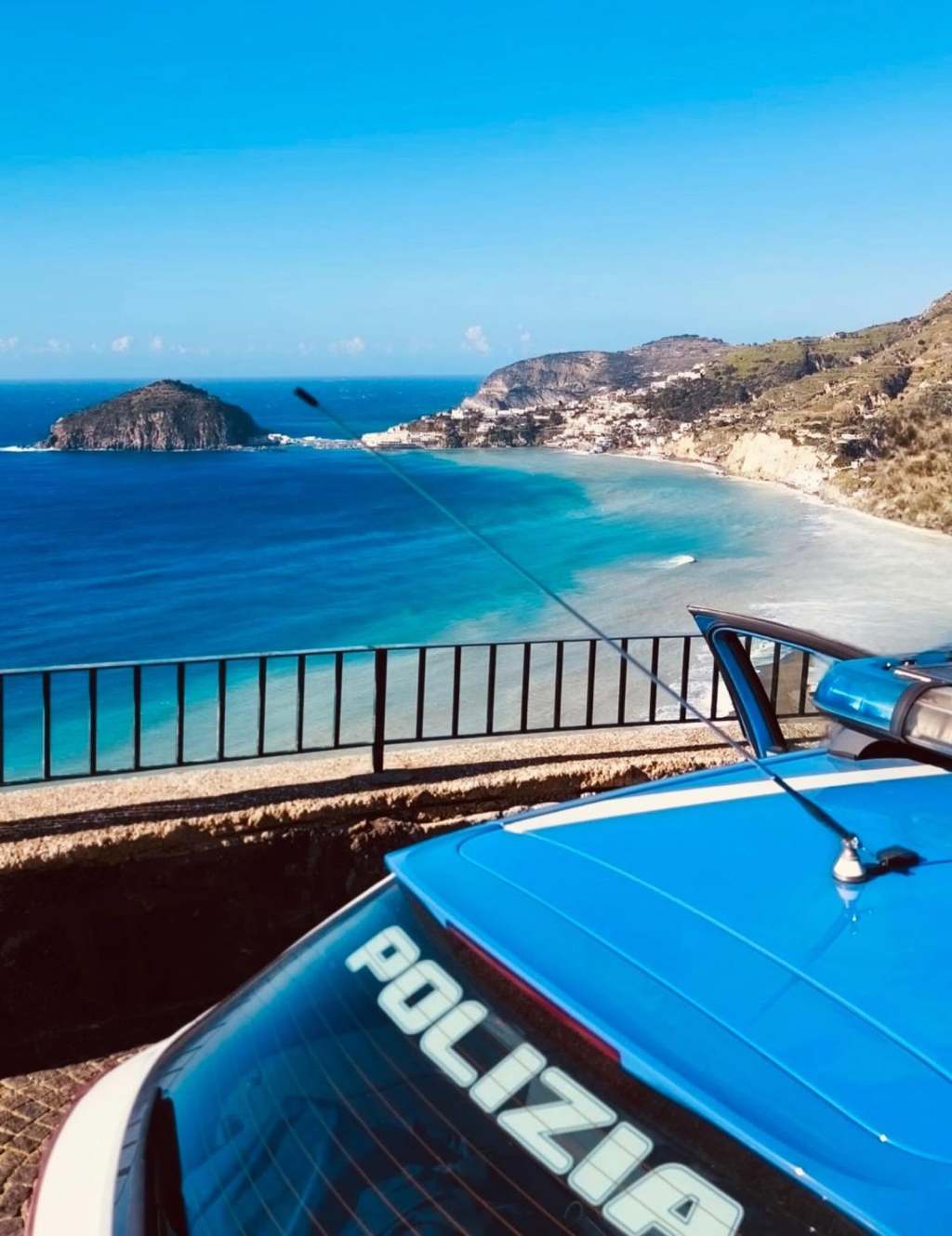 La Polizia omaggia i Maronti con il buongiorno sulla pagina della Questura di&nbsp;Napoli