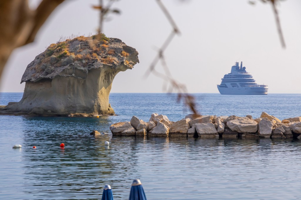 La “Four Seasons I” inaugura una nuova stagione per Ischia: il turismo crocieristico di lusso come occasione di crescita per l’intera&nbsp;isola