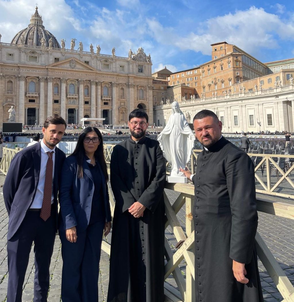 Dalla Piazza San Pietro alla vetta dell’Epomeo: Papa Leone XIV benedice la statua della Vergine&nbsp;Maria